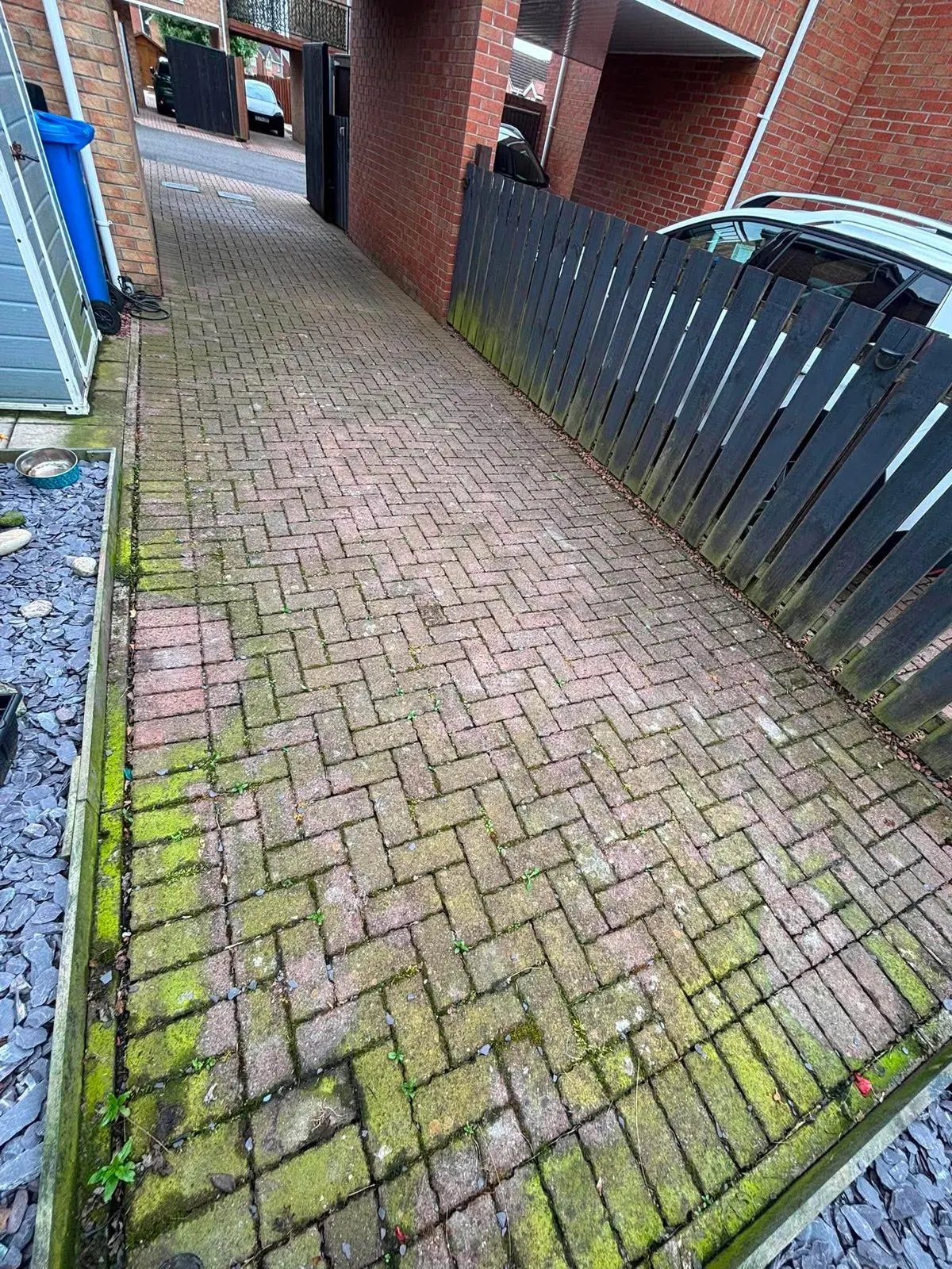 Side access before cleaning